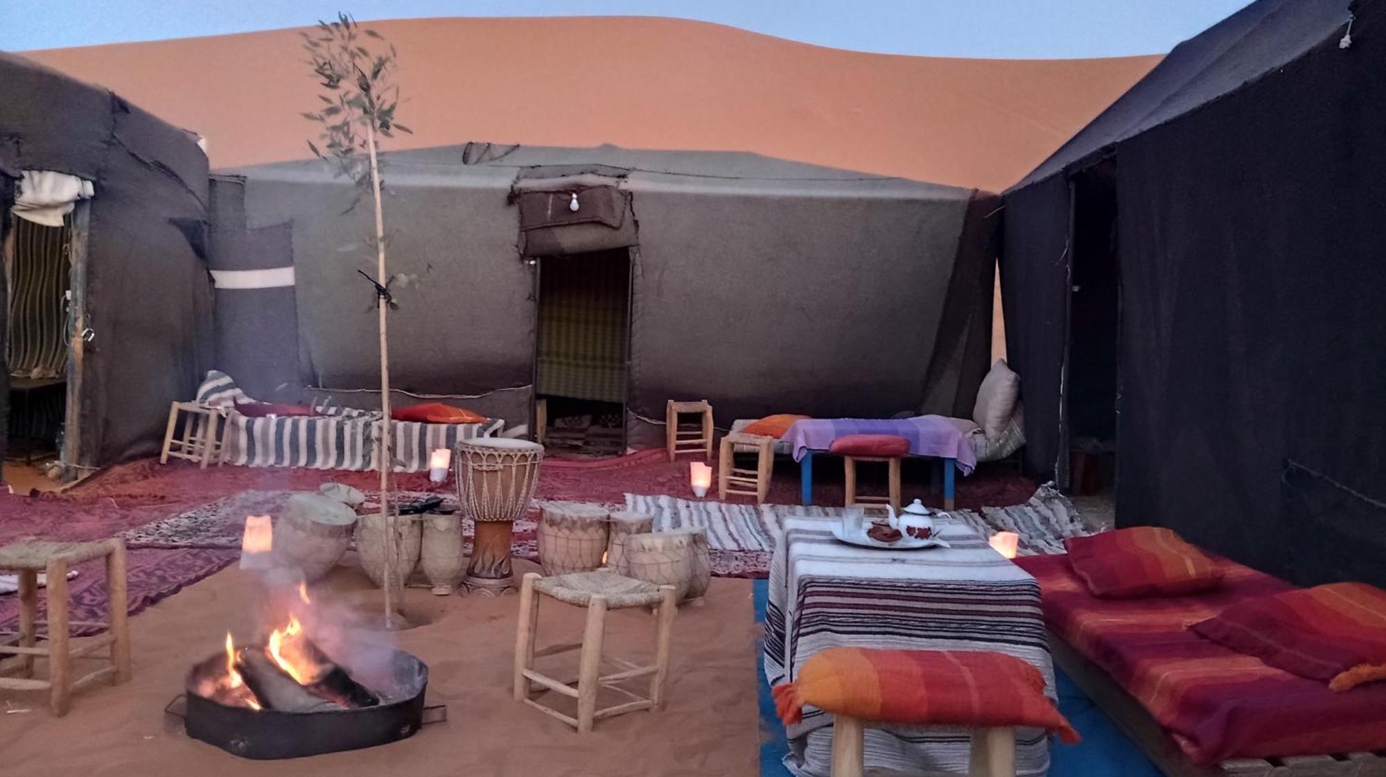 Gambi Camp Hotel Adrouine Ngoại thất bức ảnh